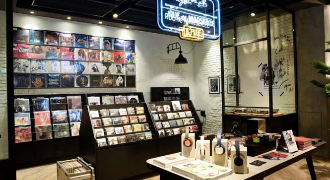 agnes-b-music-store